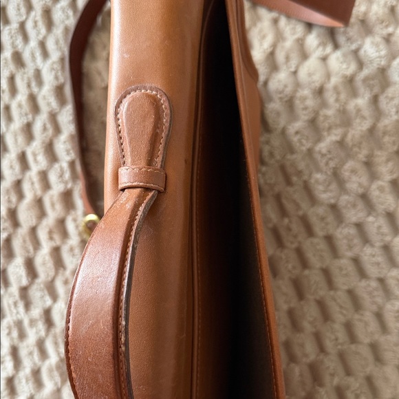 Coach Tan Leather Shoulder Bag - Picture 8 of 10